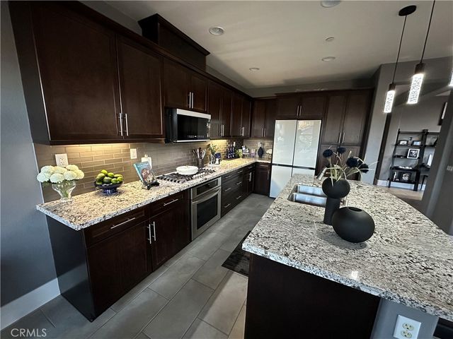 8559 Old Stonefield, San Diego, CA 92127