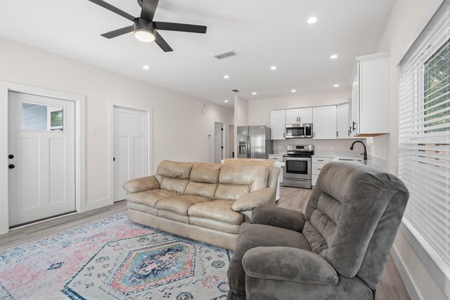 141 Webb St, St Augustine, FL 32084