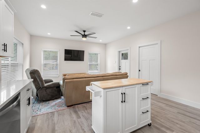 141 Webb St, St Augustine, FL 32084