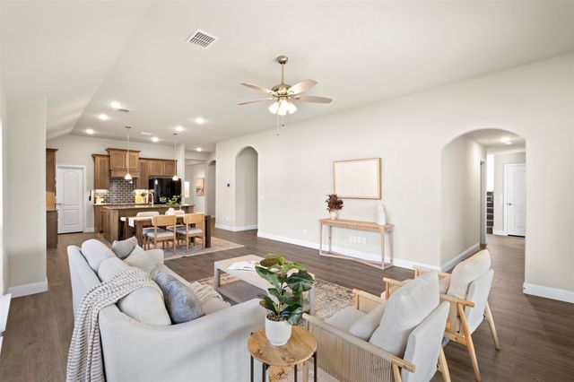 199 Mockingbird Drive, Waxahachie, TX 75165