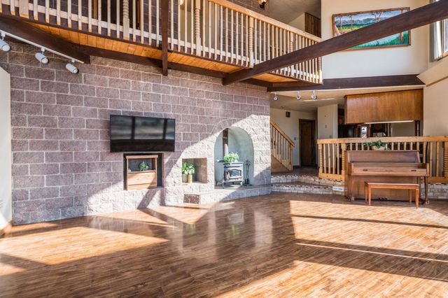 35 Jerome Road, Los Lunas, NM 87031