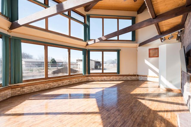 35 Jerome Road, Los Lunas, NM 87031