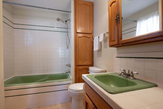 35 Jerome Road, Los Lunas, NM 87031