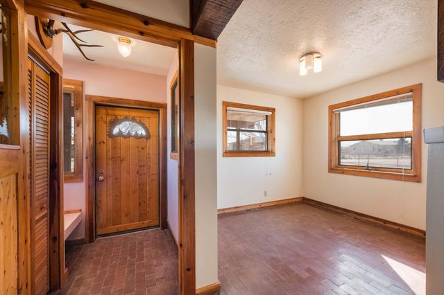 35 Jerome Road, Los Lunas, NM 87031