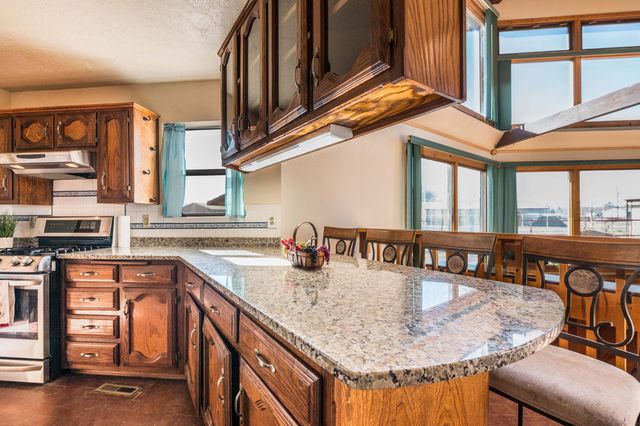 35 Jerome Road, Los Lunas, NM 87031