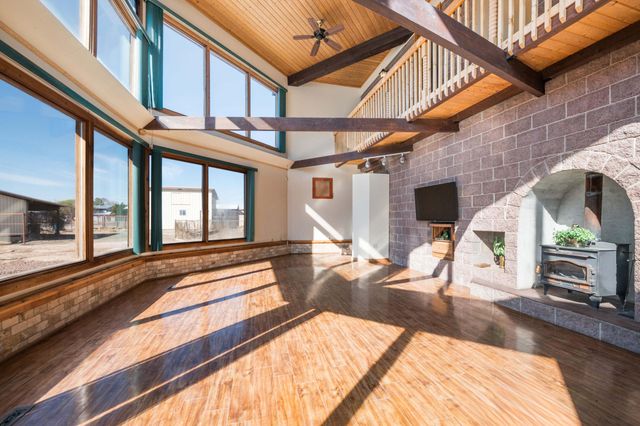 35 Jerome Road, Los Lunas, NM 87031