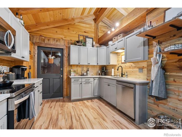 32224 Poudre Canyon Road, Bellvue, CO 80512