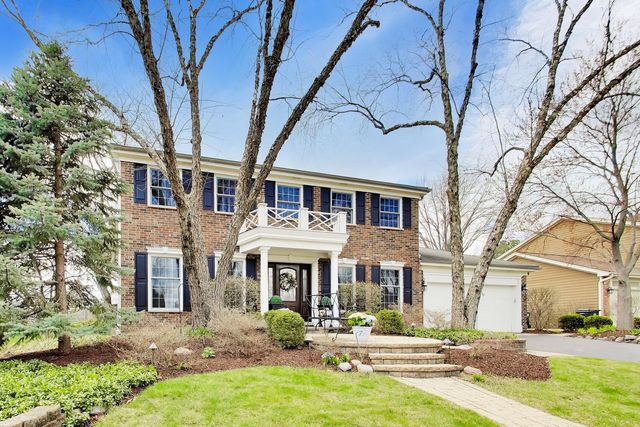860 S Carriageway Lane, Palatine, IL 60067