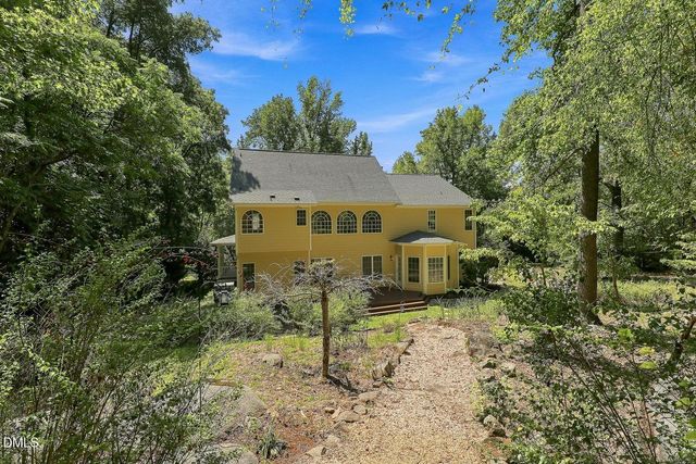 93 Wild Rose Lane, Pittsboro, NC 27312
