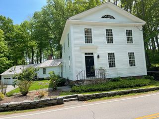 150 Ferry Road Gatehouse, Lyme, CT 06439