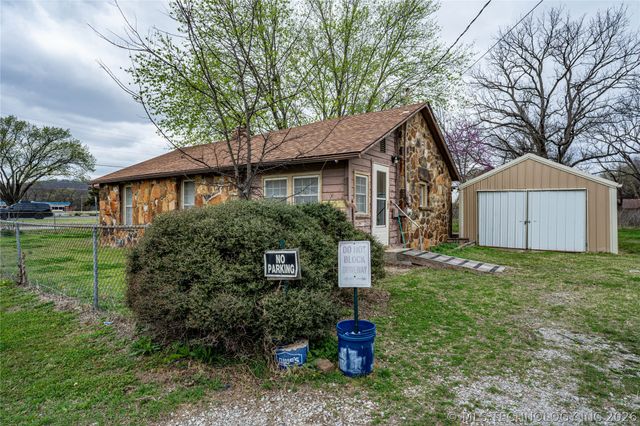 6501 N Quaker Avenue, Tulsa, OK 74126