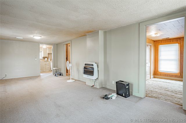 6501 N Quaker Avenue, Tulsa, OK 74126