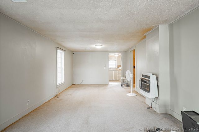 6501 N Quaker Avenue, Tulsa, OK 74126