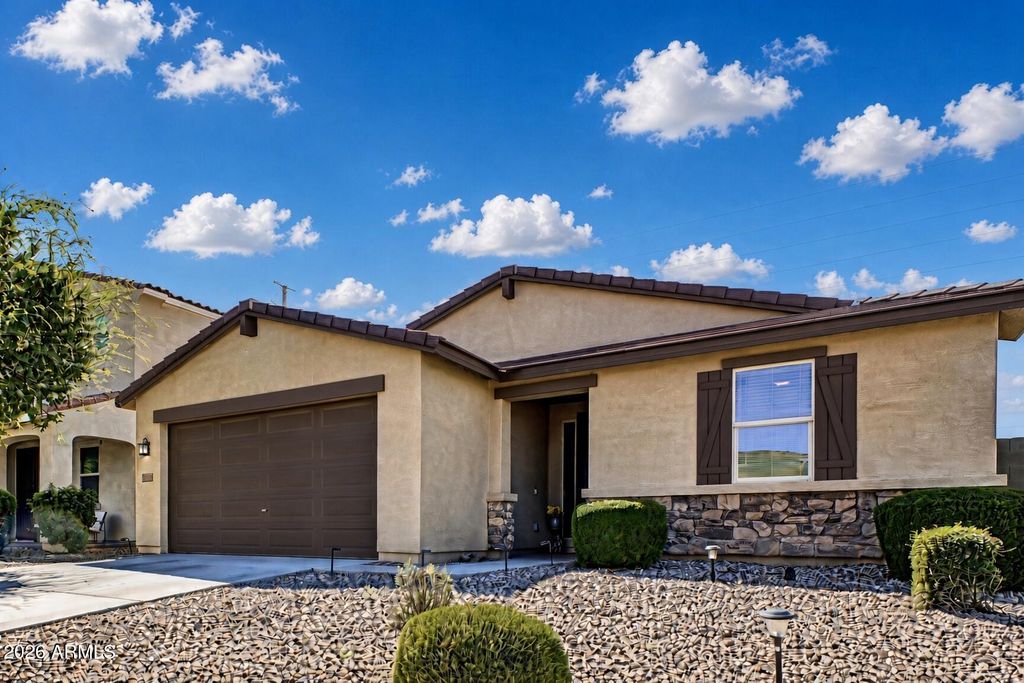 36304 N CHAYTON Drive, San Tan Valley, AZ 85140 — exterior