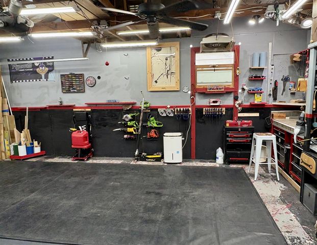 2675 Valley Drive, Ann Arbor, MI 48103