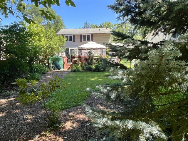 2675 Valley Drive, Ann Arbor, MI 48103