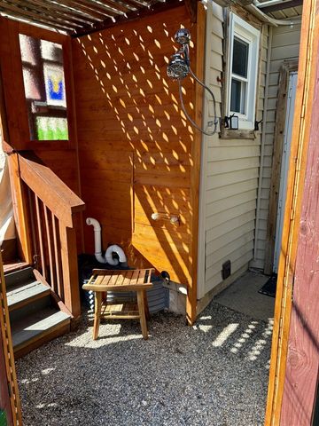 2675 Valley Drive, Ann Arbor, MI 48103