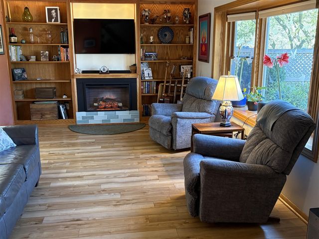 2675 Valley Drive, Ann Arbor, MI 48103