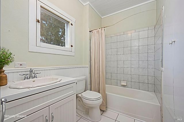 2550 Warm Springs Rd, Glen Ellen, CA 95442