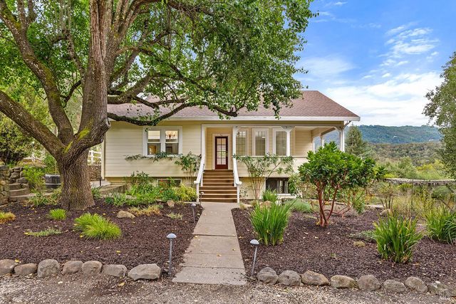 2550 Warm Springs Rd, Glen Ellen, CA 95442