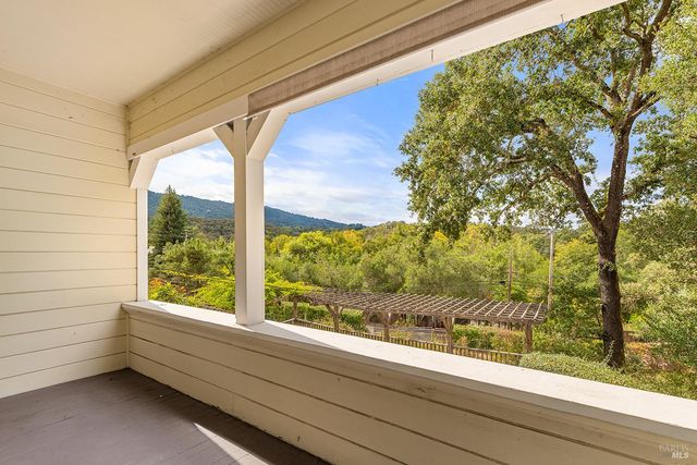 2550 Warm Springs Rd, Glen Ellen, CA 95442