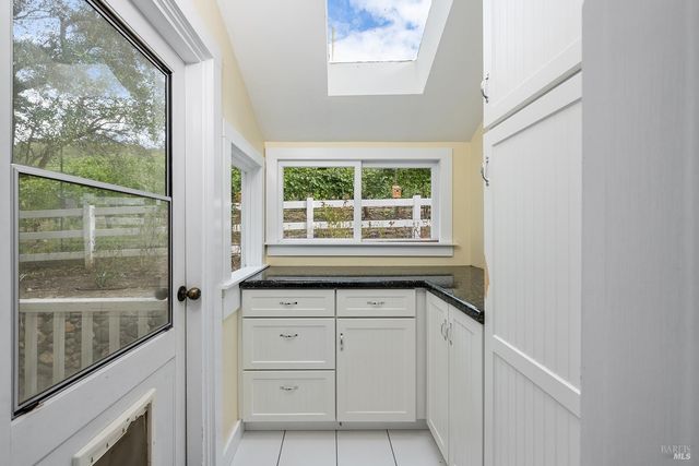 2550 Warm Springs Rd, Glen Ellen, CA 95442