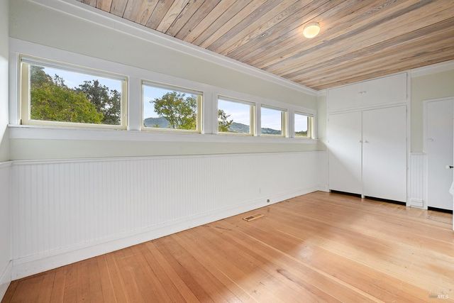 2550 Warm Springs Rd, Glen Ellen, CA 95442