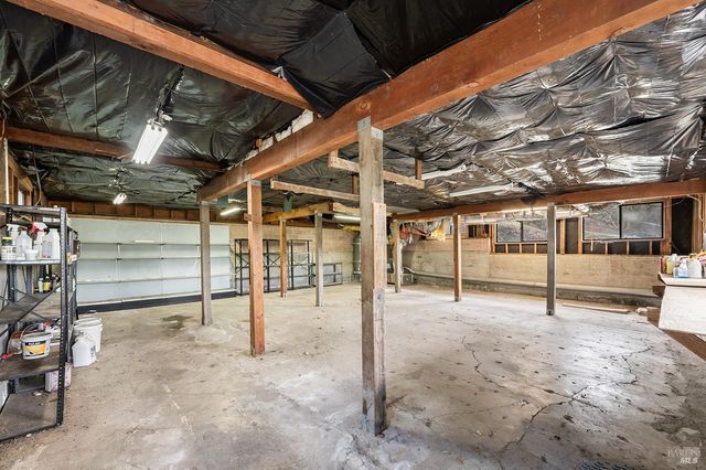 2550 Warm Springs Rd, Glen Ellen, CA 95442