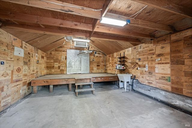 2550 Warm Springs Rd, Glen Ellen, CA 95442