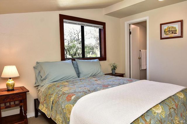 2550 Warm Springs Rd, Glen Ellen, CA 95442