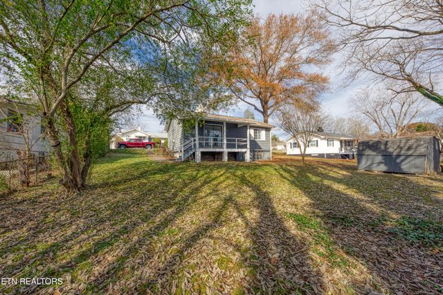 111 W Newkirk Lane, Oak Ridge, TN 37830