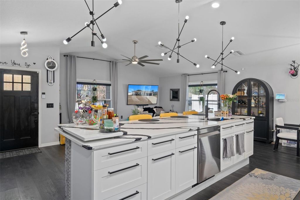 Image 22 of property listing at 11202 HORNED OWL ROAD, Weeki Wachee, FL 34614