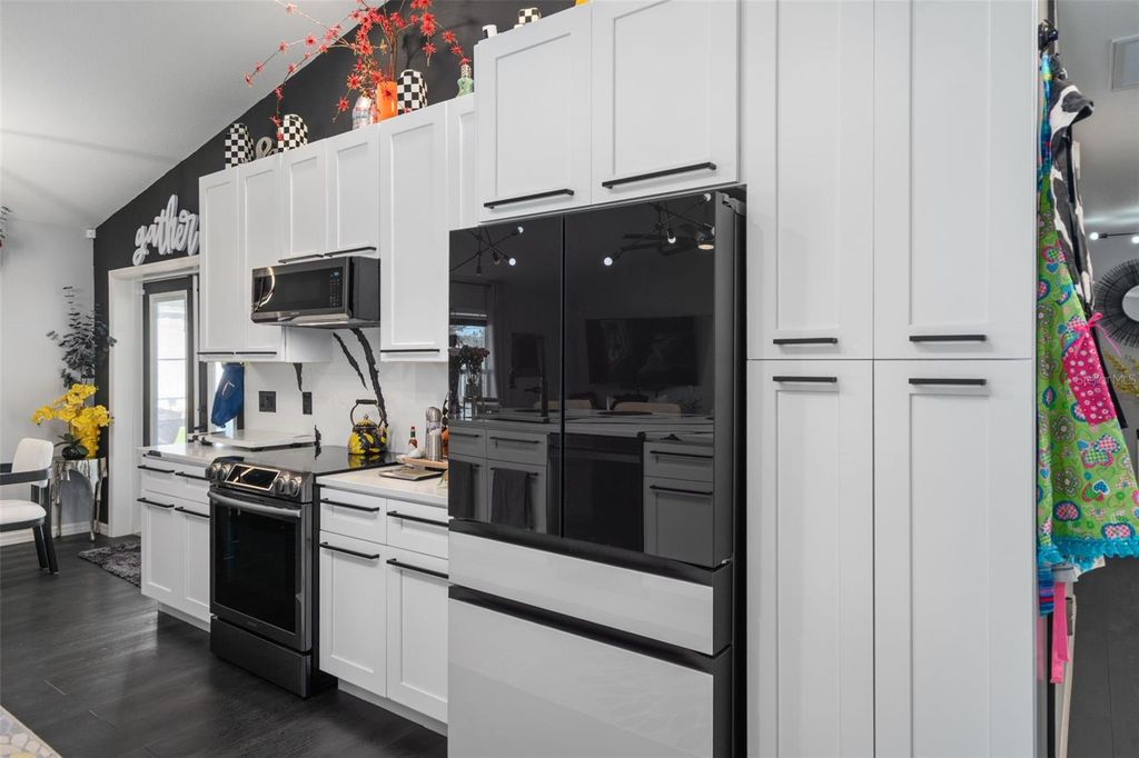 Image 24 of property listing at 11202 HORNED OWL ROAD, Weeki Wachee, FL 34614