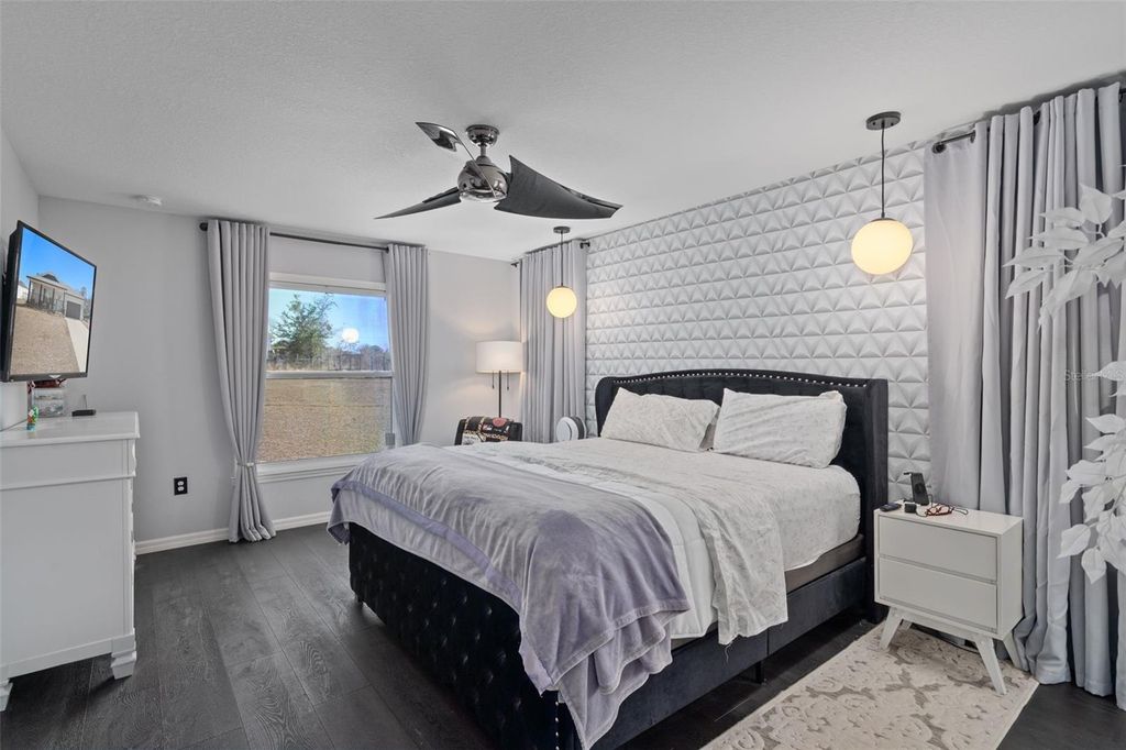 Image 28 of property listing at 11202 HORNED OWL ROAD, Weeki Wachee, FL 34614