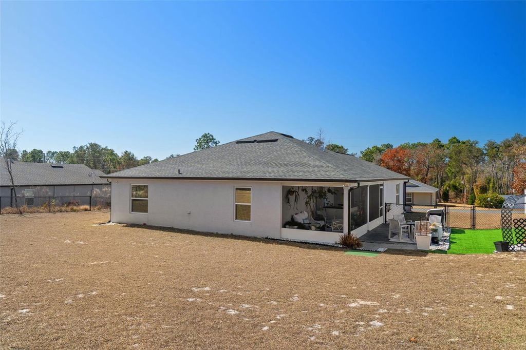 Image 46 of property listing at 11202 HORNED OWL ROAD, Weeki Wachee, FL 34614