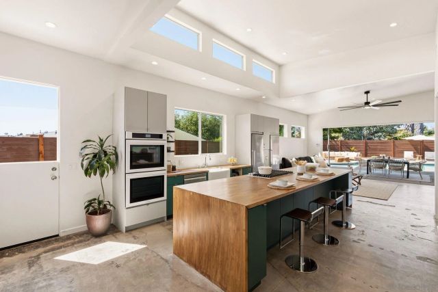 3590 Chasewood Dr., San Diego, CA 92111