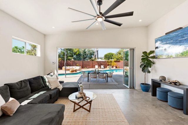 3590 Chasewood Dr., San Diego, CA 92111