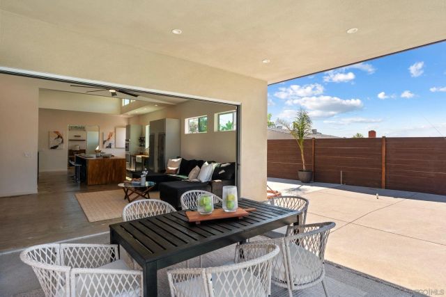 3590 Chasewood Dr., San Diego, CA 92111