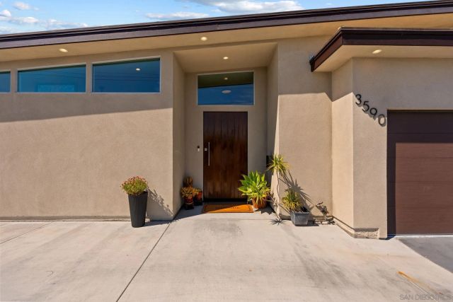 3590 Chasewood Dr., San Diego, CA 92111