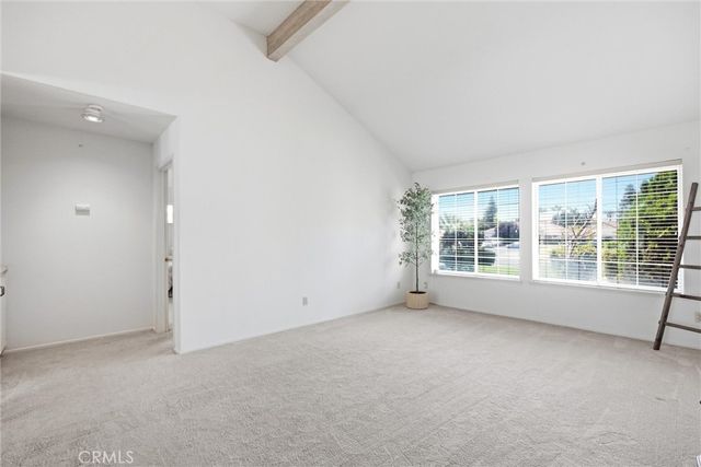 8704 Bridlewood Lane, Bakersfield, CA 93311
