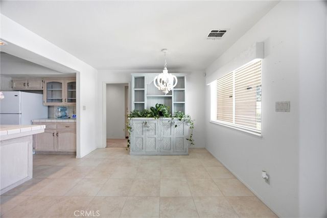 8704 Bridlewood Lane, Bakersfield, CA 93311