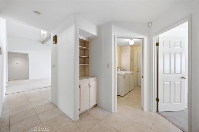 8704 Bridlewood Lane, Bakersfield, CA 93311