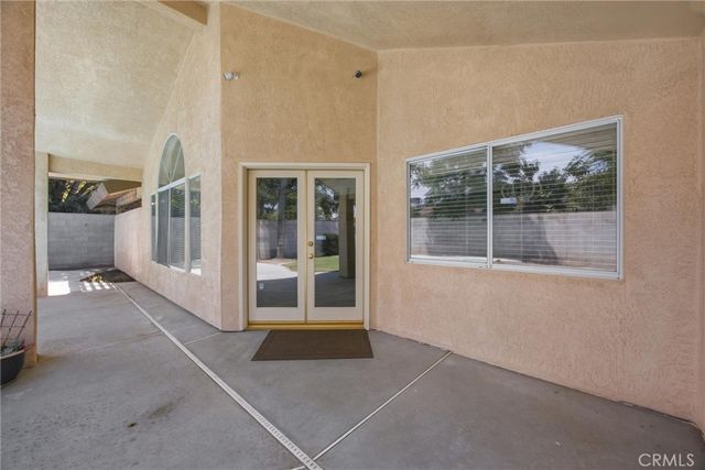 8704 Bridlewood Lane, Bakersfield, CA 93311