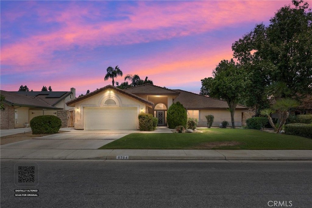 8704 Bridlewood Lane, Bakersfield, CA 93311