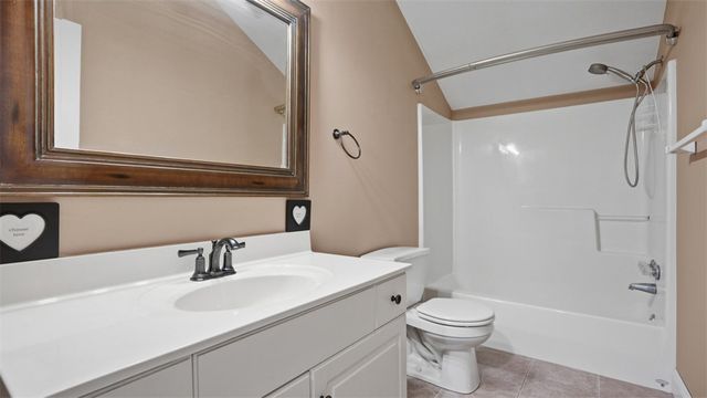 55 David Dr, Lower Burrell, PA 15068