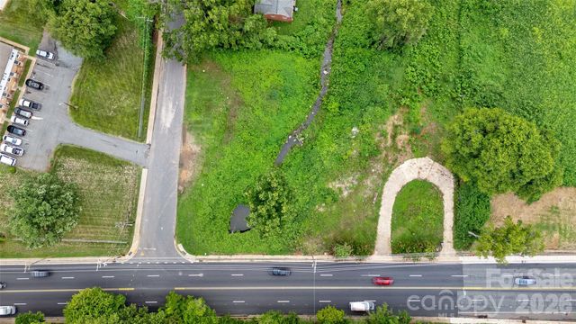 1813 West Boulevard, Charlotte, NC 28208