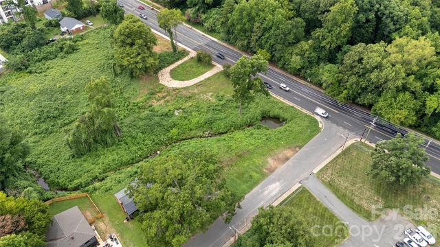 1813 West Boulevard, Charlotte, NC 28208