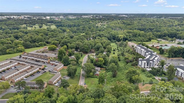 1813 West Boulevard, Charlotte, NC 28208