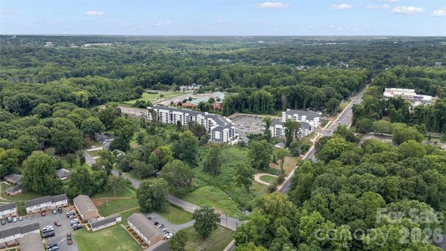 1813 West Boulevard, Charlotte, NC 28208