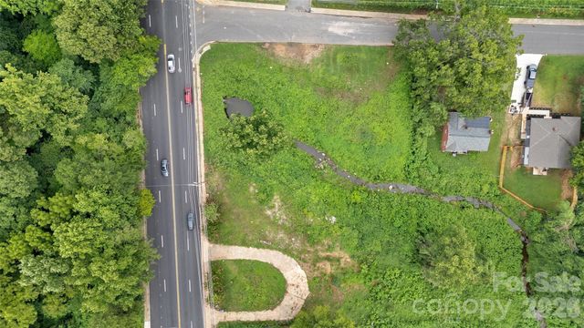 1813 West Boulevard, Charlotte, NC 28208